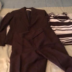 3 pieces pantsuit in excellent condition